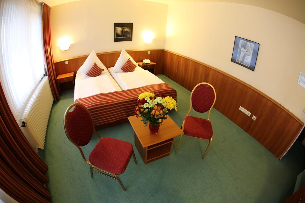 Hotel Sittardsberg Duisburg Exterior foto